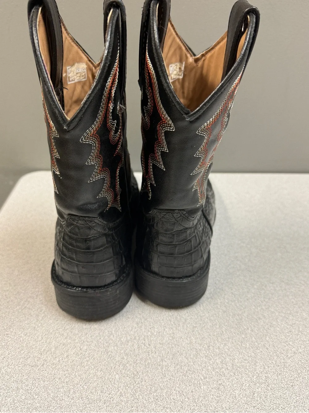 Caaw children’s black